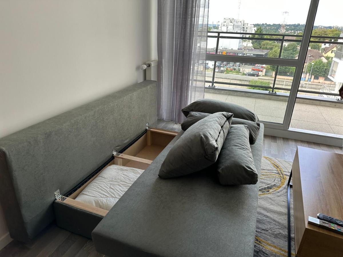 Agreable 2 Pieces Avec Balcon Et Parking Transports By Immo Kit Bnb Sarcelles Dış mekan fotoğraf
