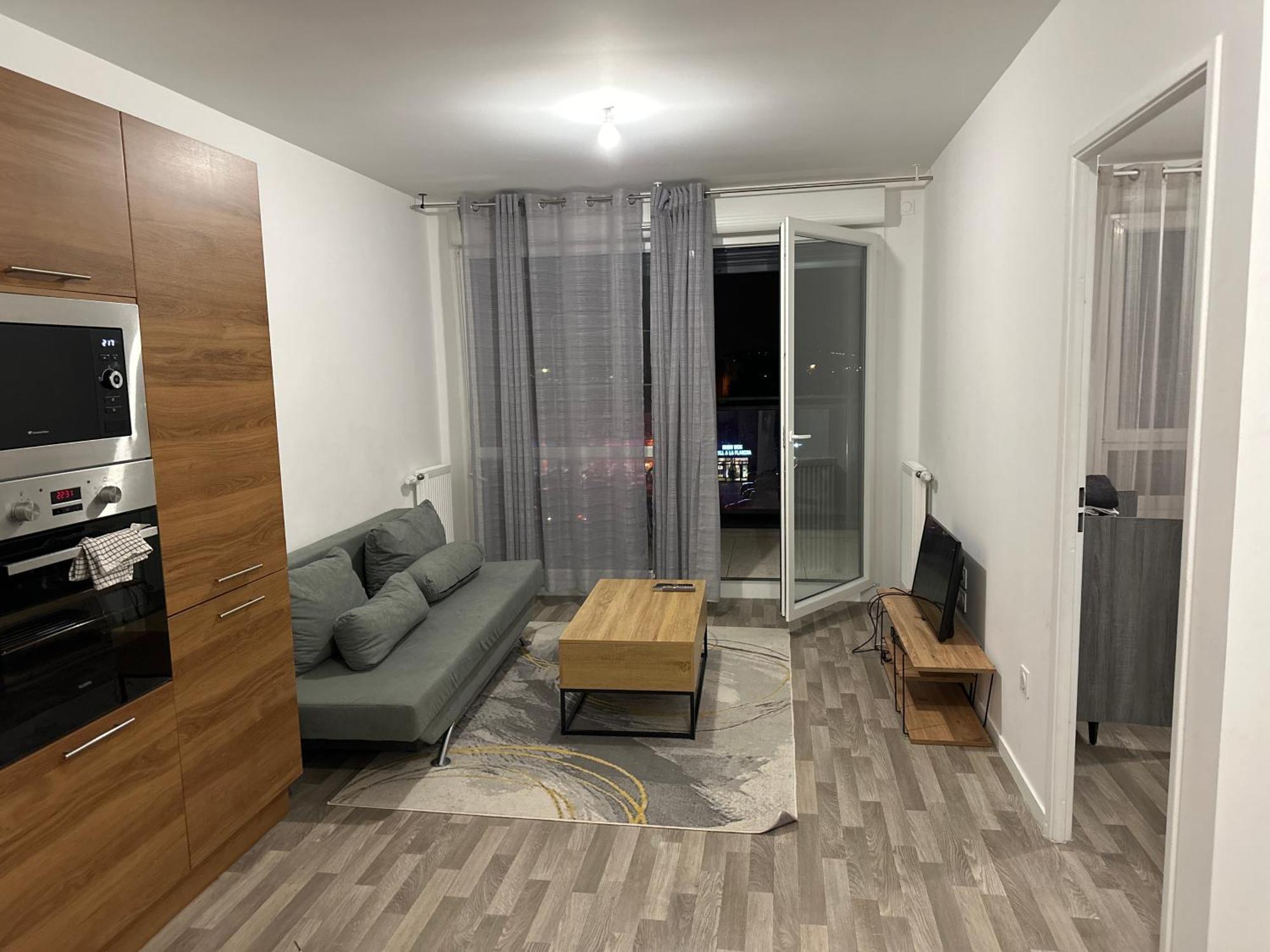 Agreable 2 Pieces Avec Balcon Et Parking Transports By Immo Kit Bnb Sarcelles Dış mekan fotoğraf